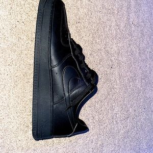Black Nike Air Force 1